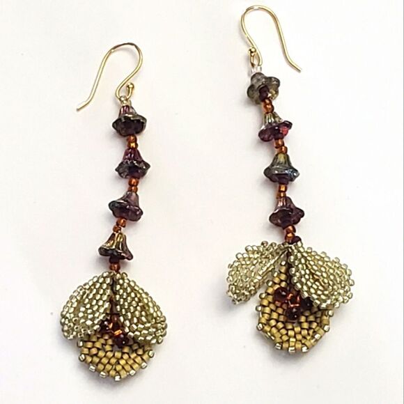 ARTISAN French Hook Seed Bead Dangle Flower Earrings - Picture 1 of 8